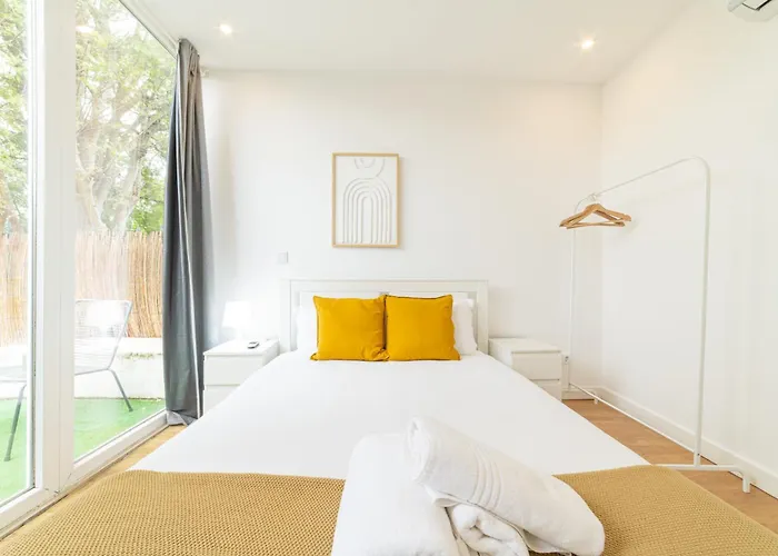 By The Palace - Ajuda Apartments